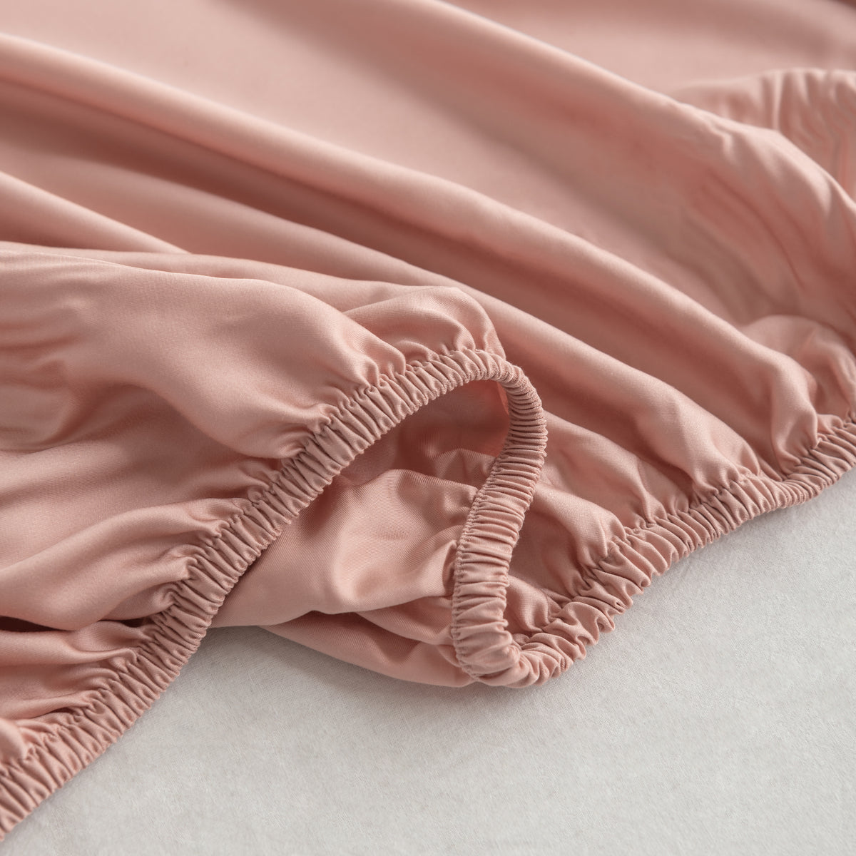 TOPPER Hoeslaken - Bamboe 400TC Cuddle Pink 12cm