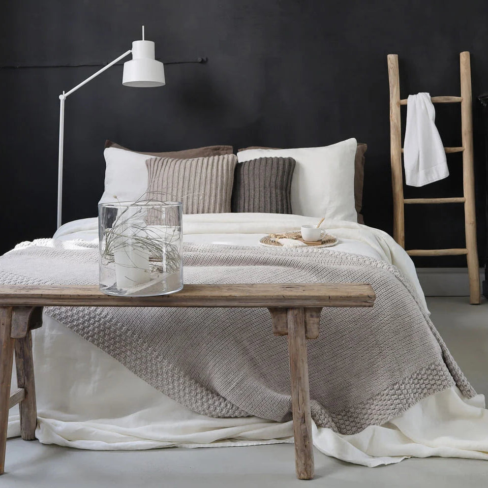 * PLAID - Aberdeen Wol gebreid plaid met sierrand Off-white