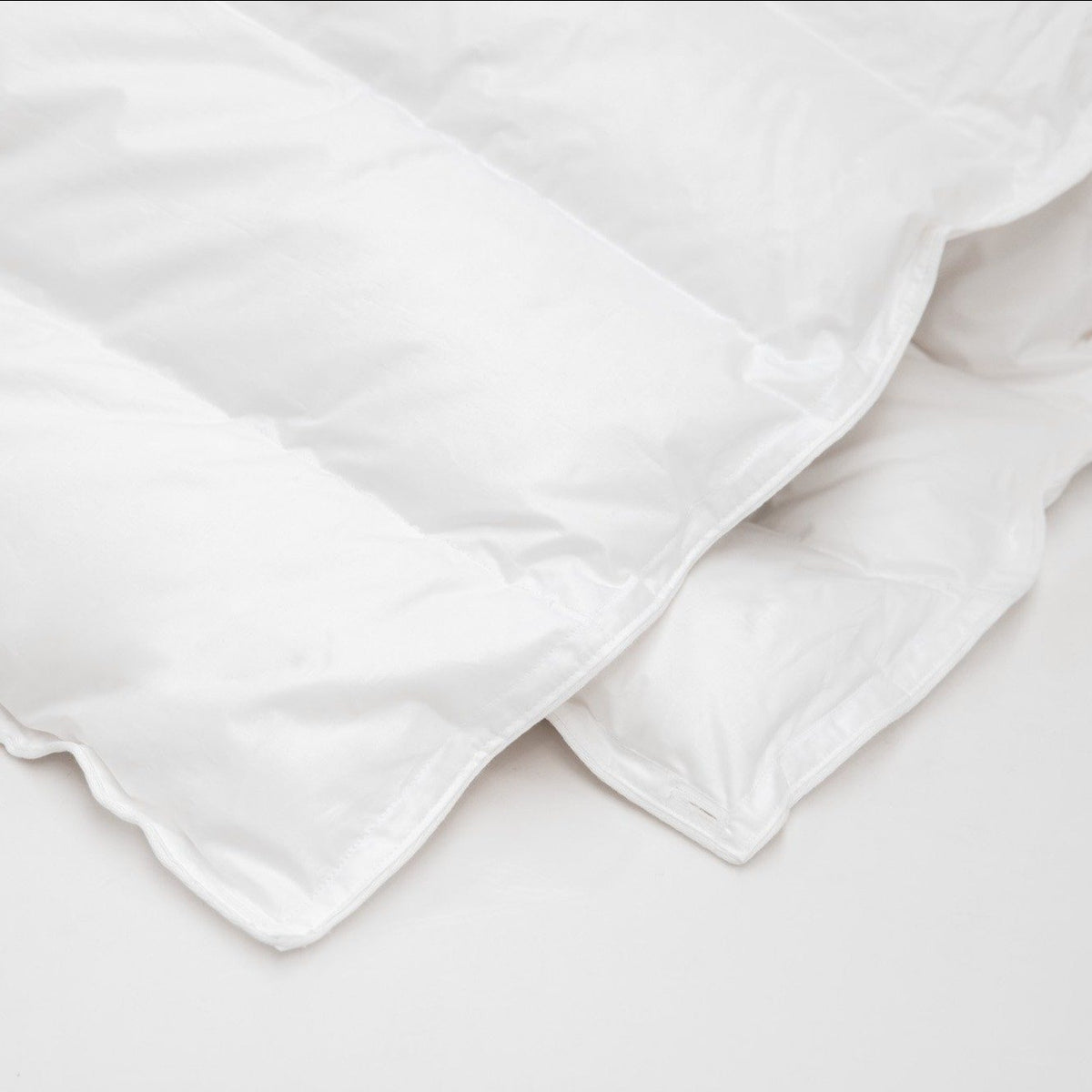 DEKBED - Brons - Zomer (light) - 90% grijze ganzendons Dekbed C'EST DUVET