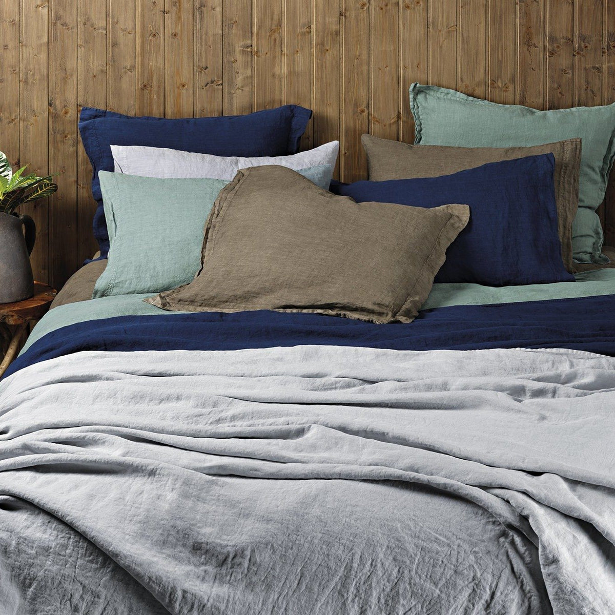 TOUGH - 100% Linnen Dekbedovertrek Ambergeel Dekbedovertrek DOMMELIN 140 x 200/220cm (+1 sloop) Donkerblauw