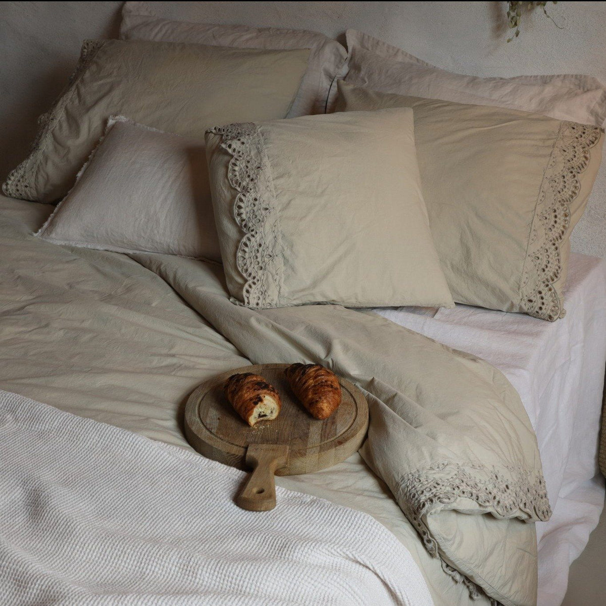 VENCE - Katoen Satijn Dekbedovertrek Taupe Dekbedovertrek HOUSE IN STYLE Set 140x220 + kussensloop Taupe